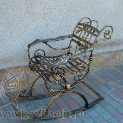 Кованое кресло качалка КК_5
